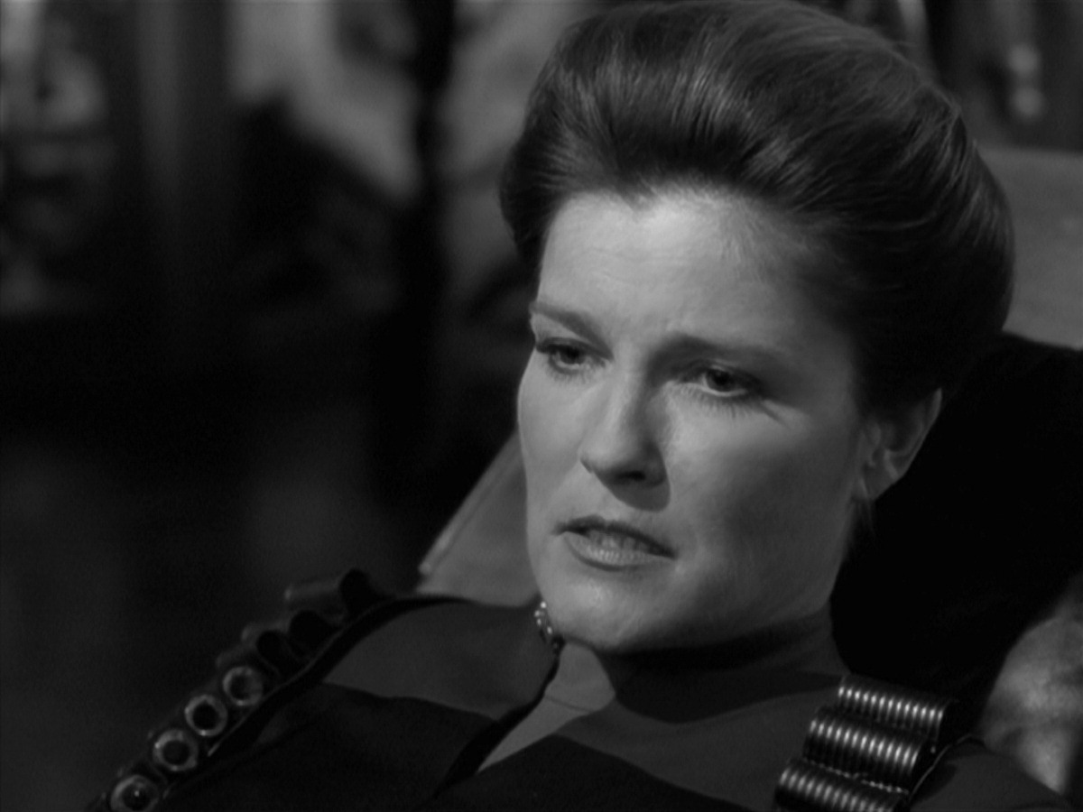 extant_StarTrek_VOY_7x11-Shattered_2254.jpg