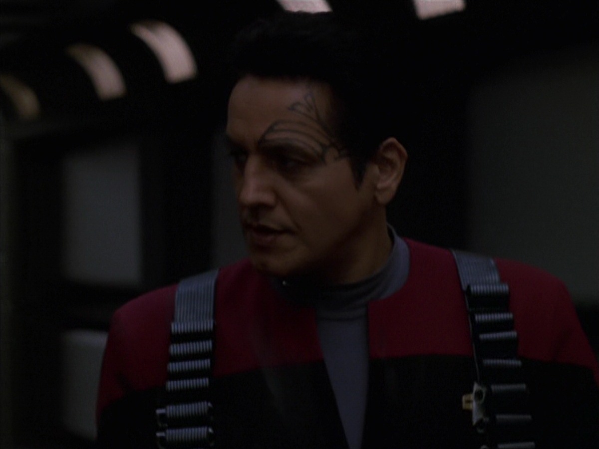 extant_StarTrek_VOY_7x11-Shattered_2532.jpg