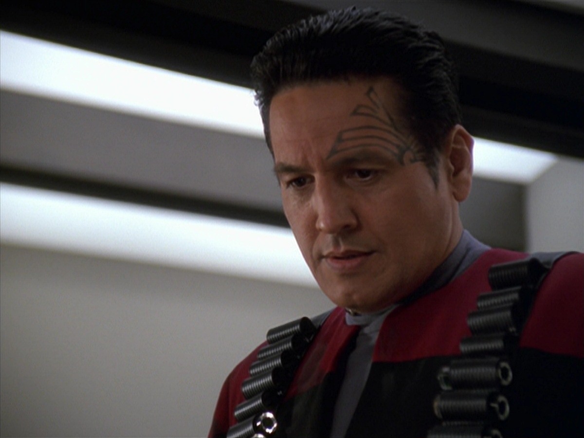 extant_StarTrek_VOY_7x11-Shattered_2693.jpg
