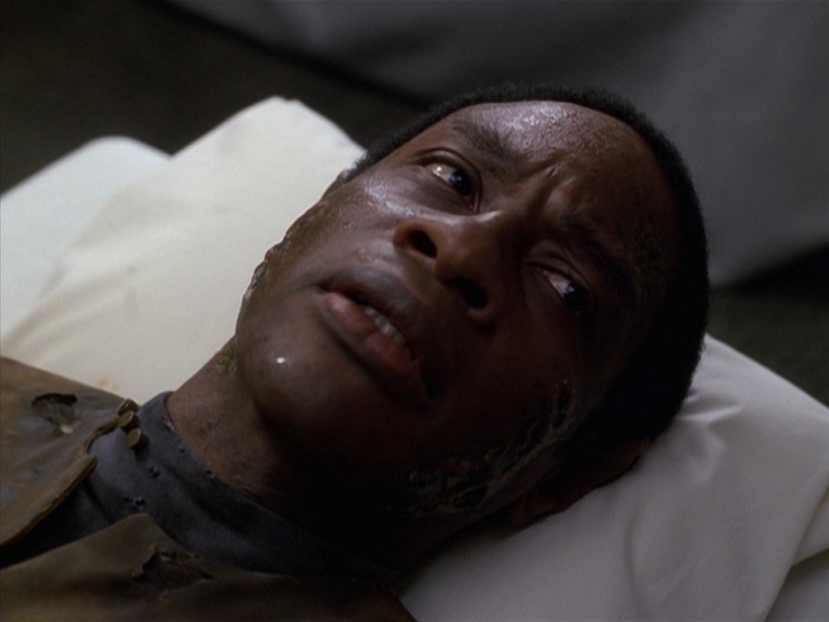 extant_StarTrek_VOY_7x11-Shattered_2705.jpg