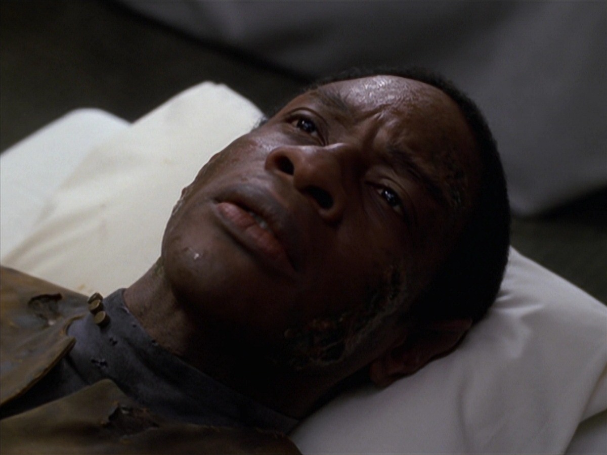 extant_StarTrek_VOY_7x11-Shattered_2708.jpg