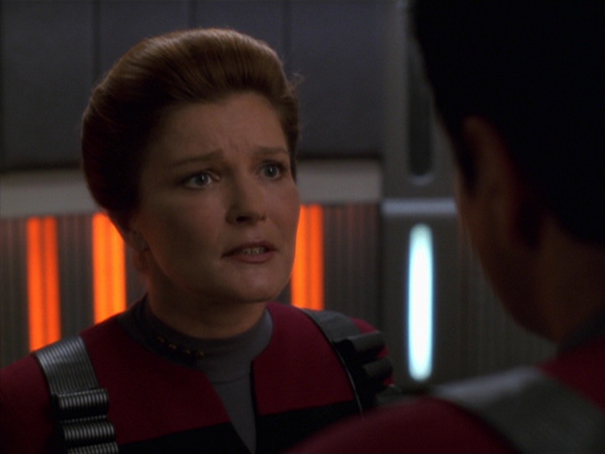 extant_StarTrek_VOY_7x11-Shattered_2801.jpg