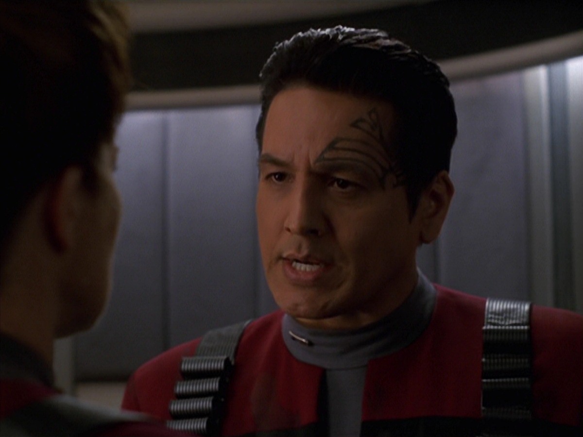 extant_StarTrek_VOY_7x11-Shattered_2873.jpg