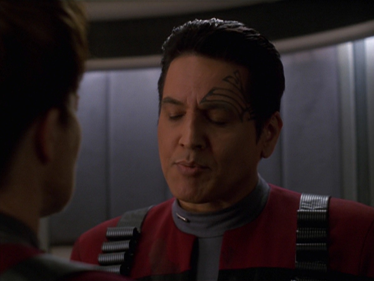 extant_StarTrek_VOY_7x11-Shattered_2880.jpg