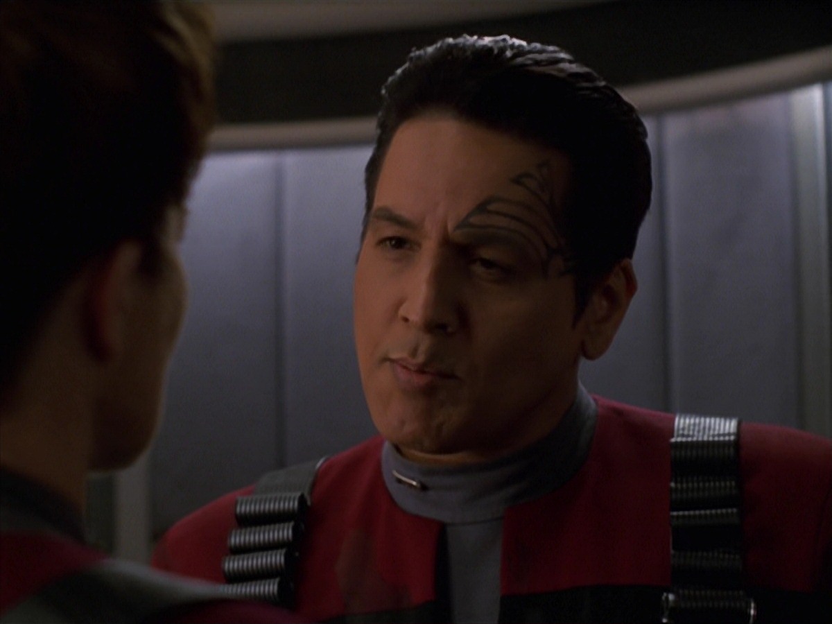 extant_StarTrek_VOY_7x11-Shattered_2889.jpg