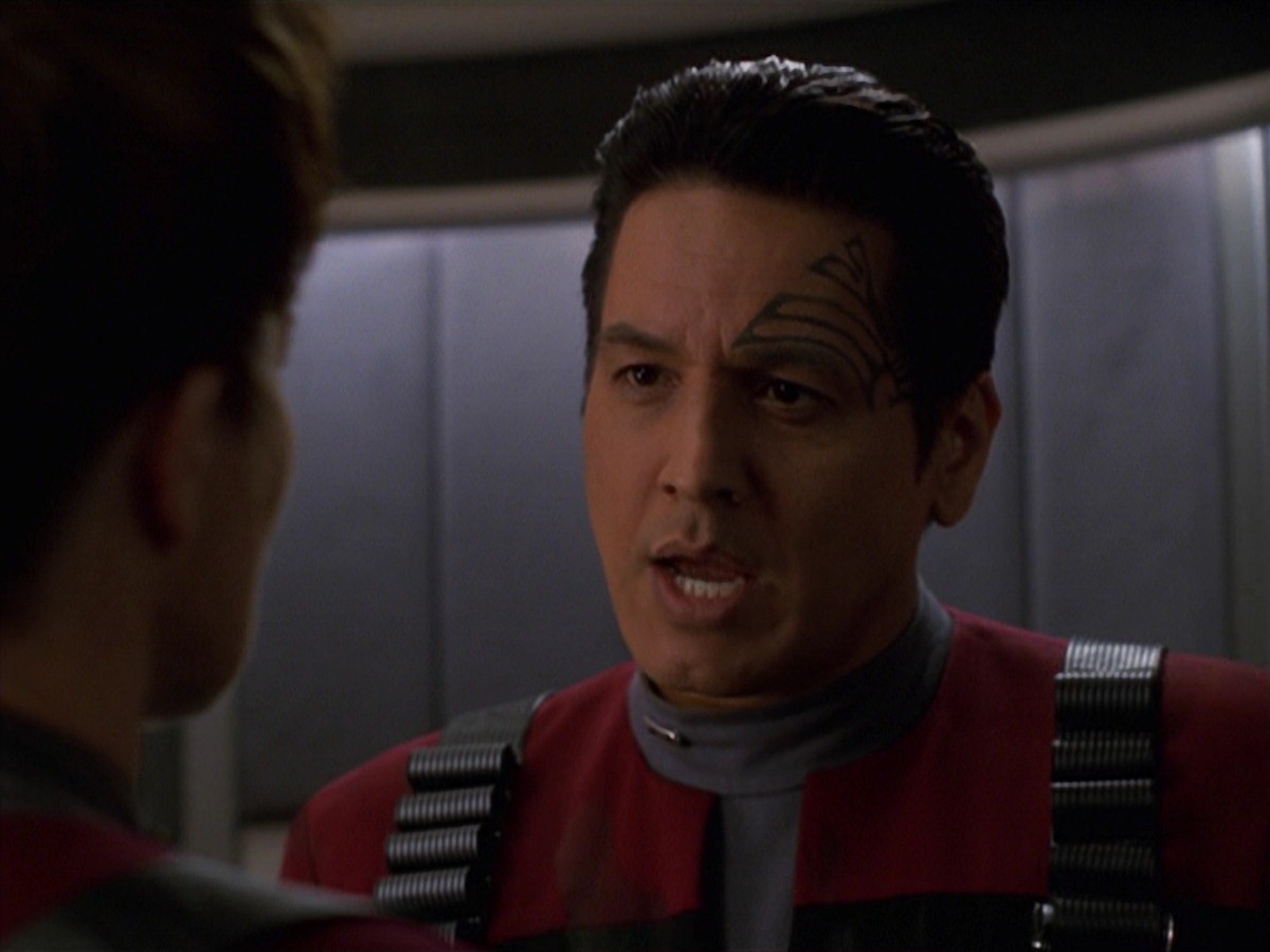 extant_StarTrek_VOY_7x11-Shattered_2892.jpg
