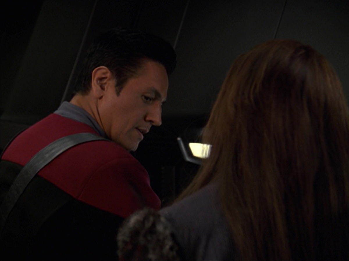 extant_StarTrek_VOY_7x11-Shattered_3046.jpg