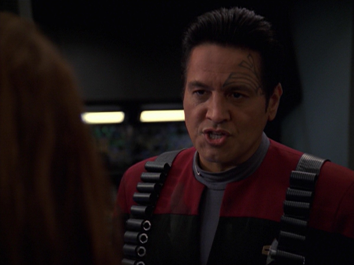 extant_StarTrek_VOY_7x11-Shattered_3094.jpg