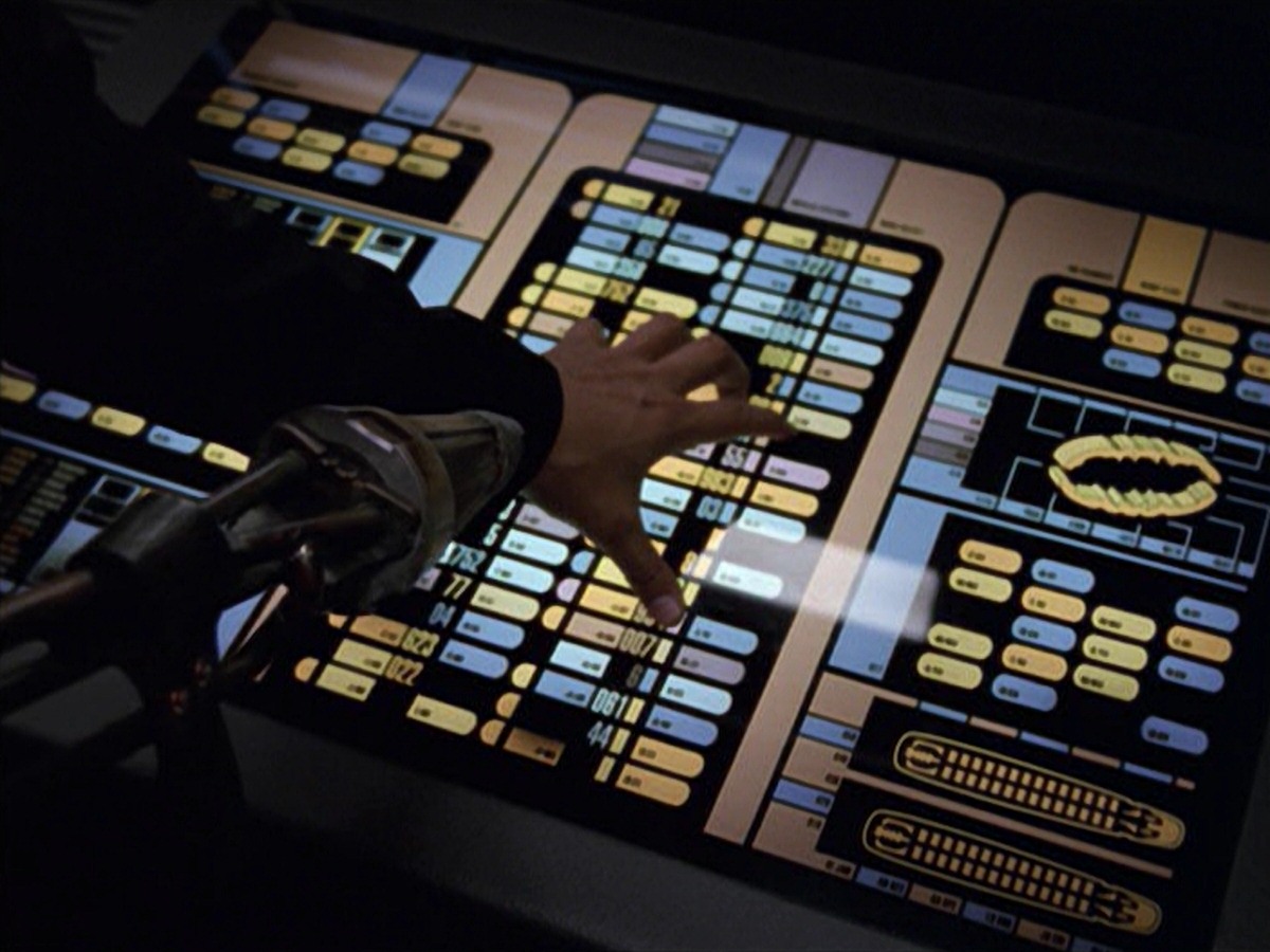 extant_StarTrek_VOY_7x11-Shattered_3167.jpg