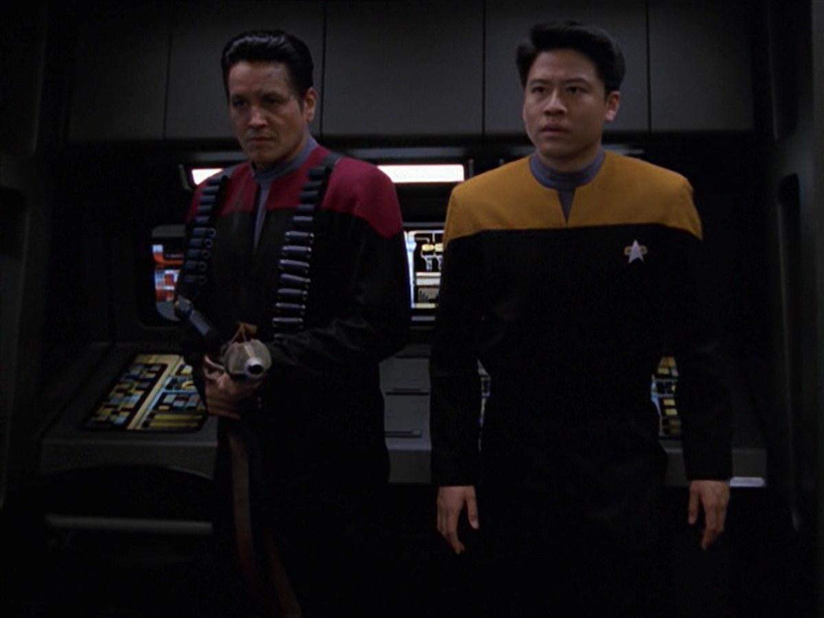 extant_StarTrek_VOY_7x11-Shattered_3202.jpg