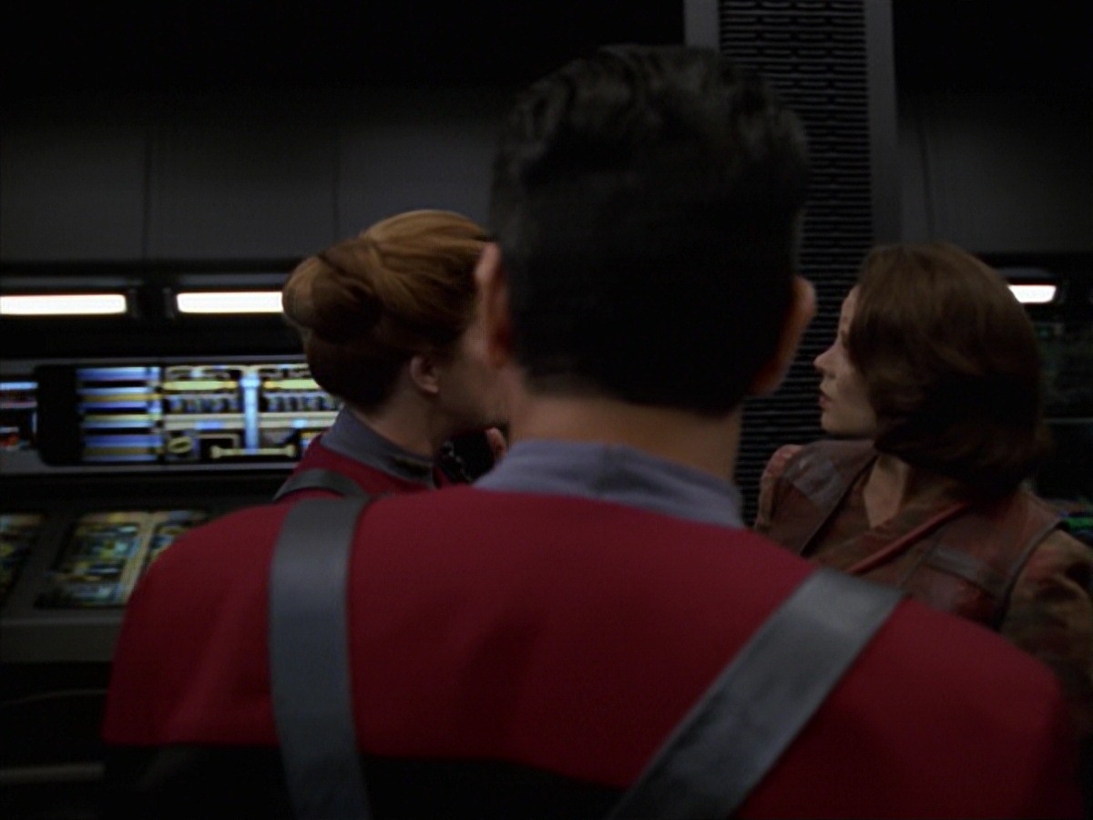extant_StarTrek_VOY_7x11-Shattered_3274.jpg