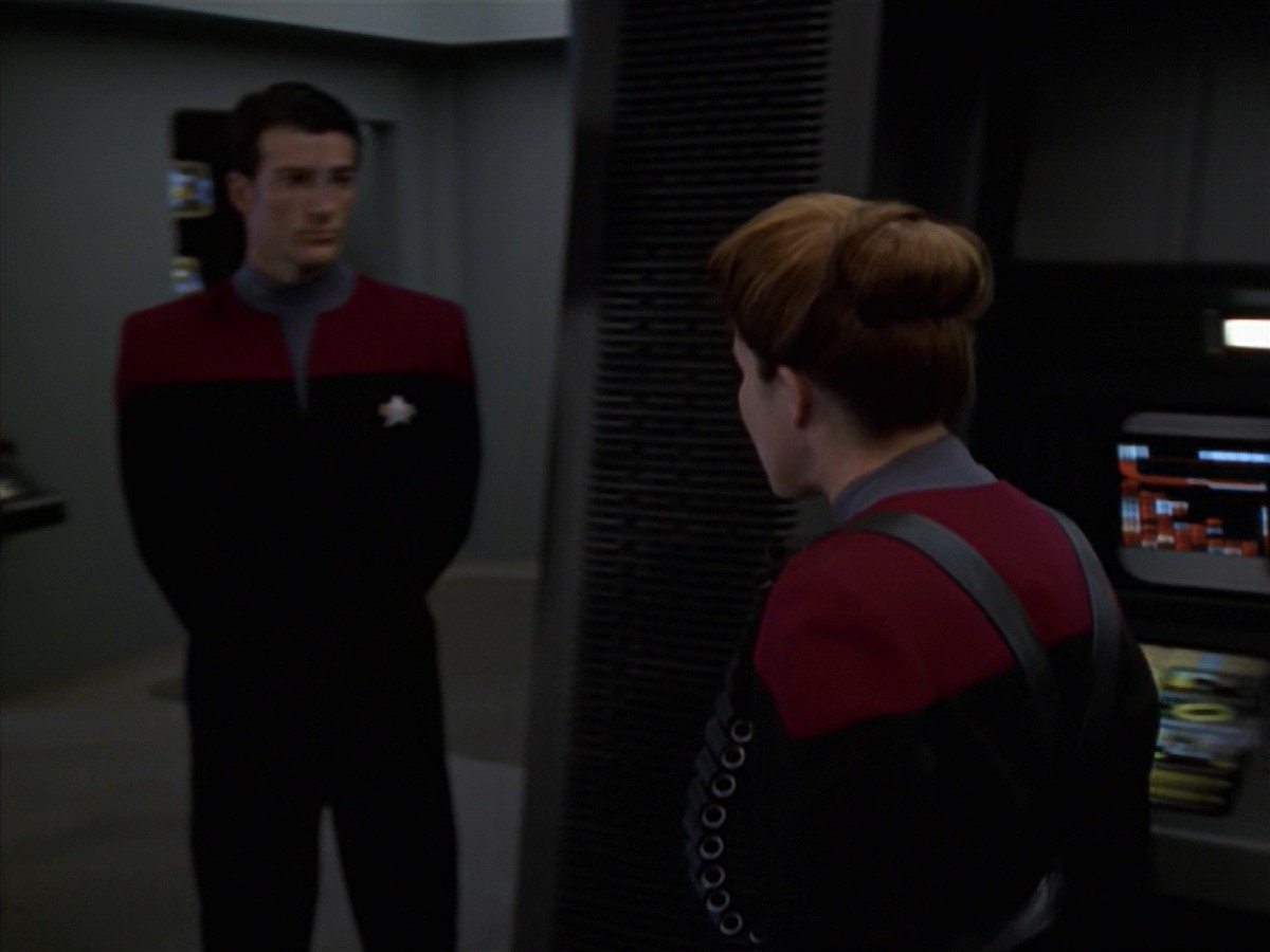 extant_StarTrek_VOY_7x11-Shattered_3282.jpg