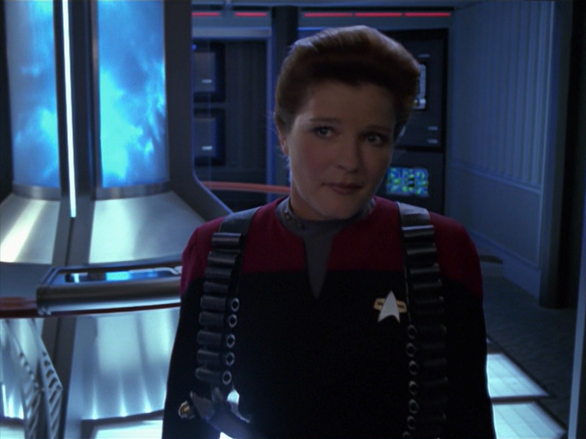 extant_StarTrek_VOY_7x11-Shattered_3315.jpg