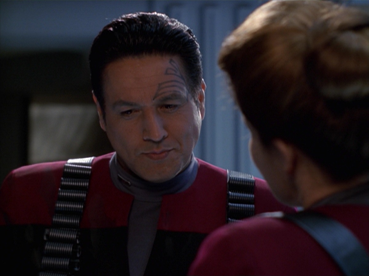 extant_StarTrek_VOY_7x11-Shattered_3354.jpg