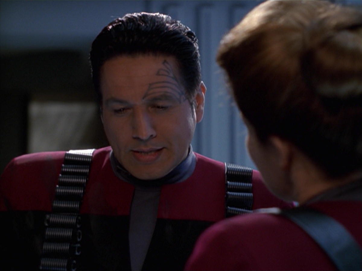 extant_StarTrek_VOY_7x11-Shattered_3357.jpg