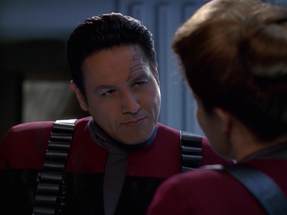 extant_StarTrek_VOY_7x11-Shattered_3359.jpg