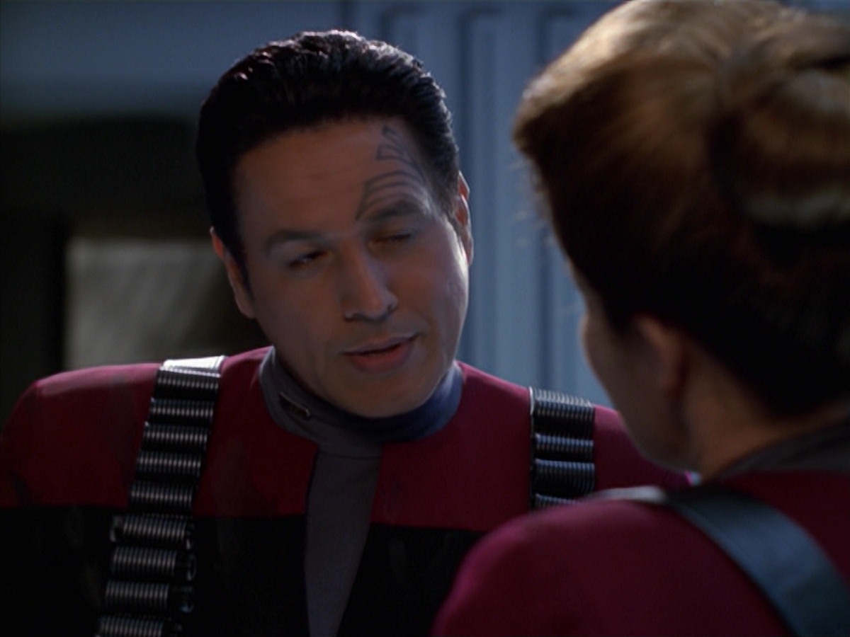 extant_StarTrek_VOY_7x11-Shattered_3361.jpg