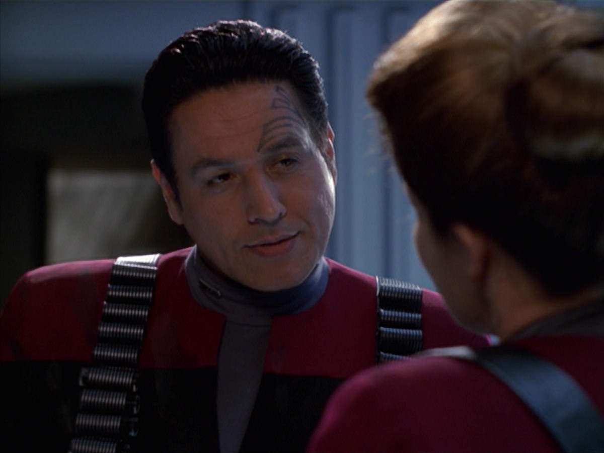 extant_StarTrek_VOY_7x11-Shattered_3362.jpg