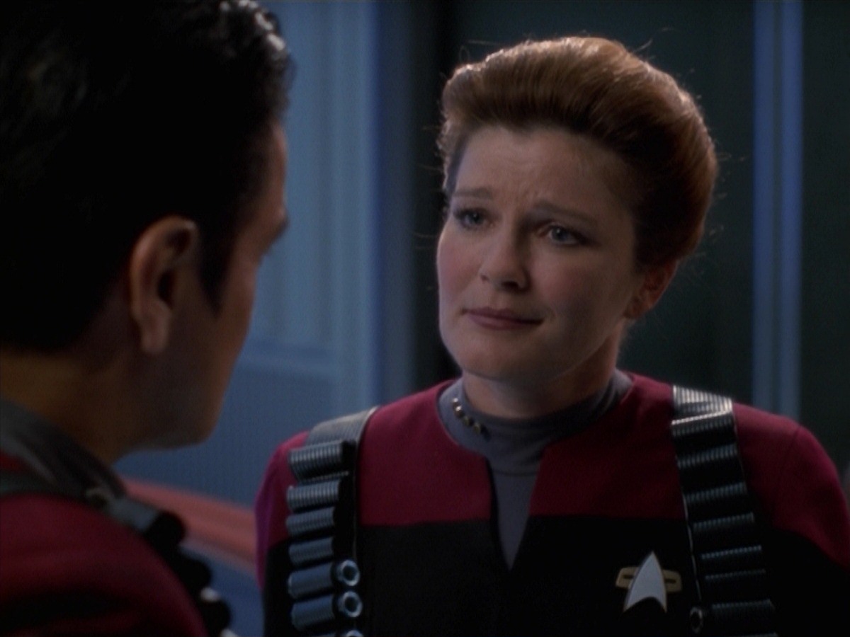 extant_StarTrek_VOY_7x11-Shattered_3364.jpg
