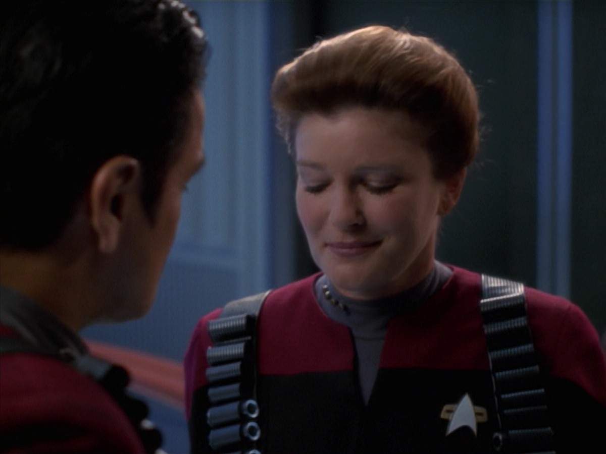 extant_StarTrek_VOY_7x11-Shattered_3367.jpg