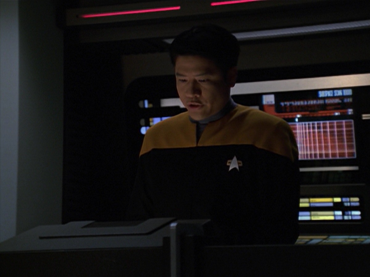 extant_StarTrek_VOY_7x11-Shattered_3392.jpg