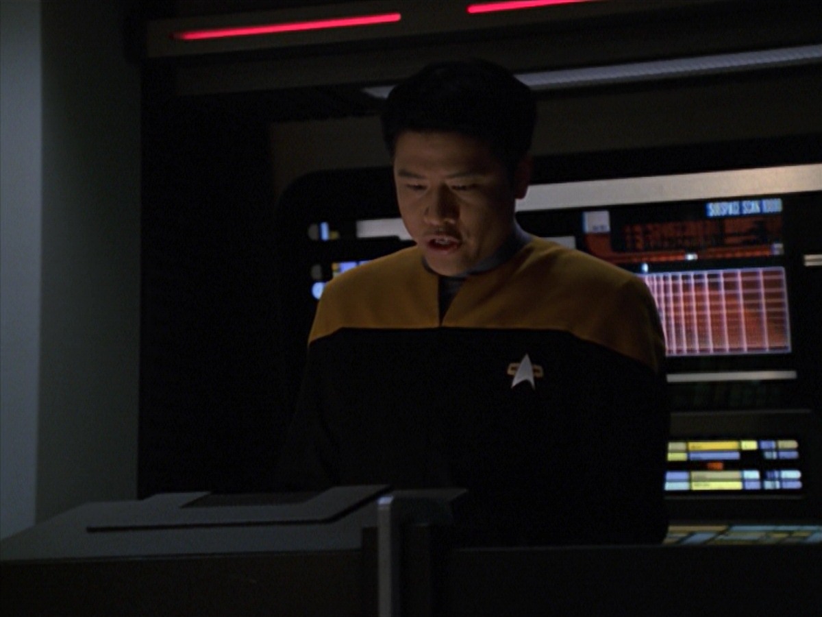 extant_StarTrek_VOY_7x11-Shattered_3393.jpg
