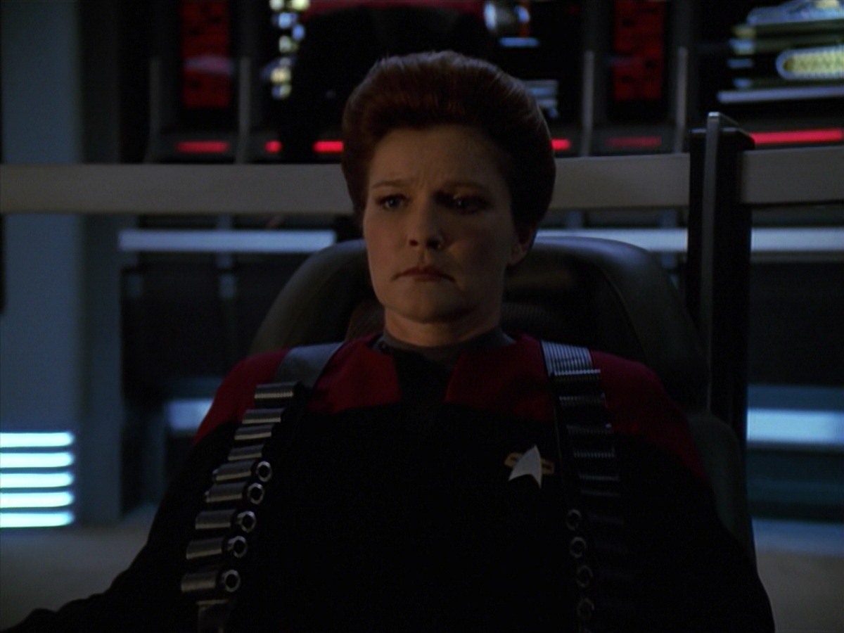 extant_StarTrek_VOY_7x11-Shattered_3406.jpg