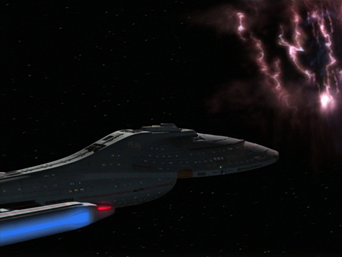 extant_StarTrek_VOY_7x11-Shattered_3459.jpg
