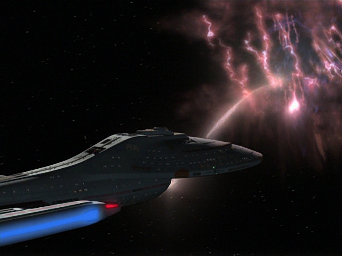 extant_StarTrek_VOY_7x11-Shattered_3460.jpg