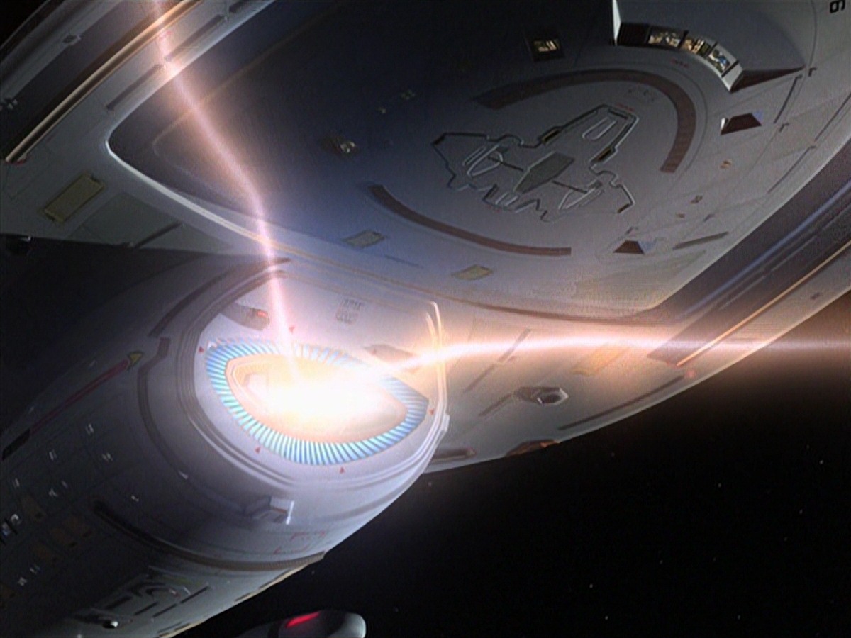 extant_StarTrek_VOY_7x11-Shattered_3461.jpg