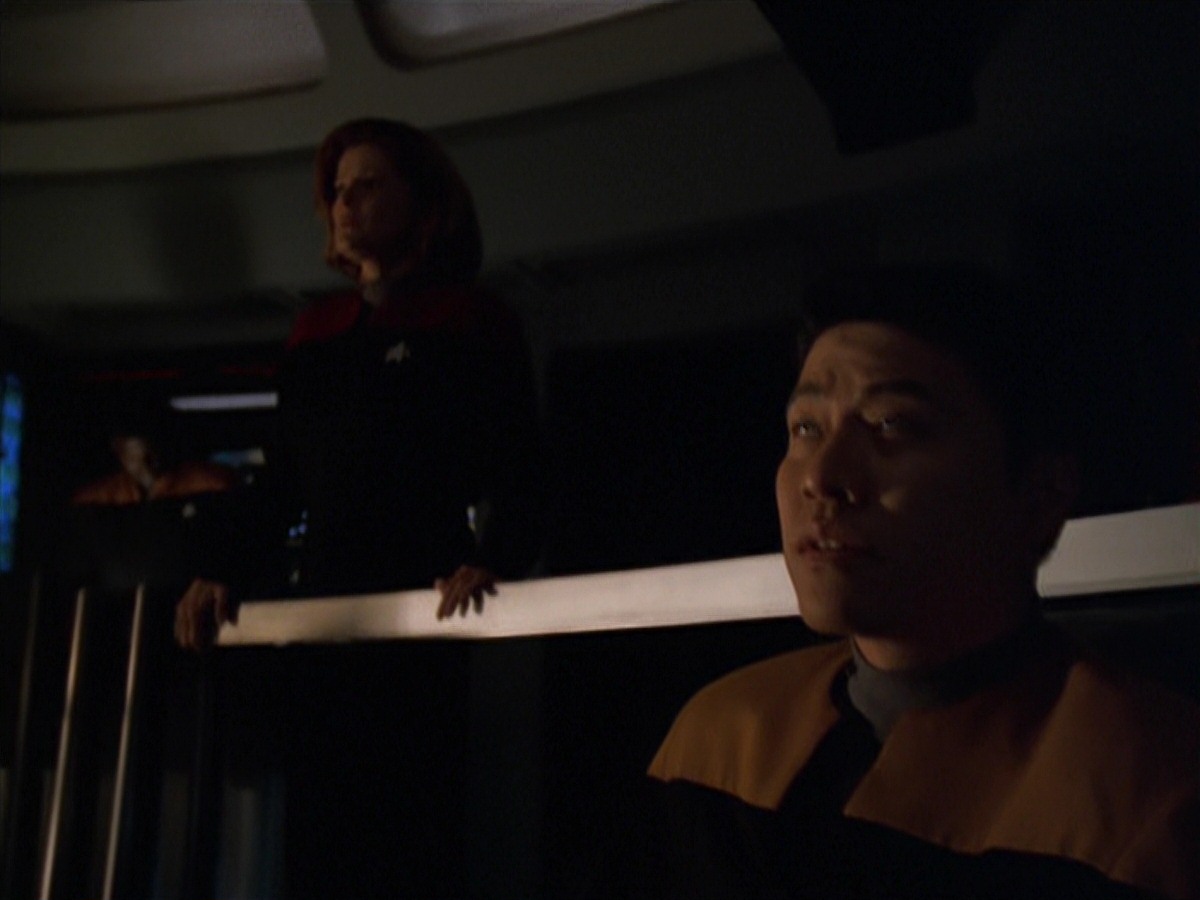 extant_StarTrek_VOY_7x11-Shattered_3466.jpg