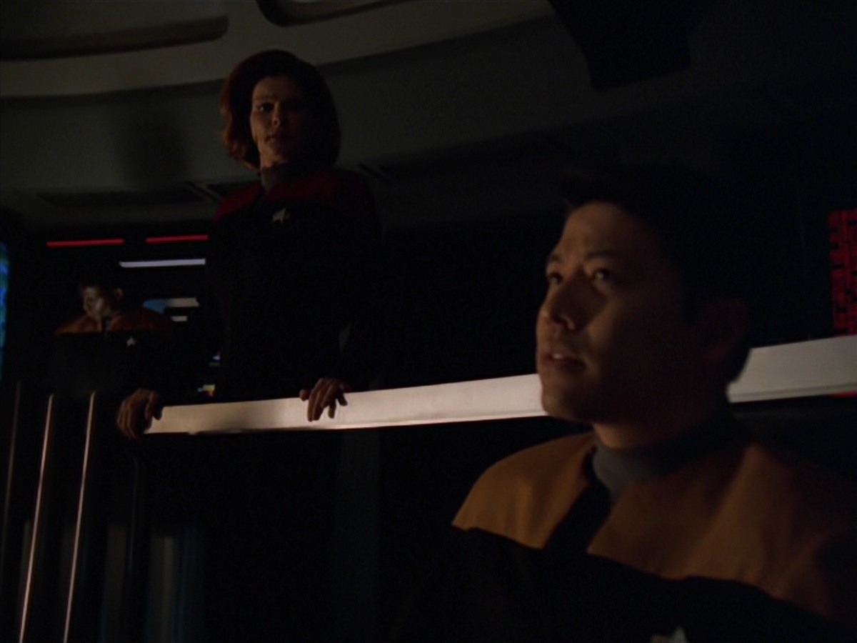 extant_StarTrek_VOY_7x11-Shattered_3468.jpg