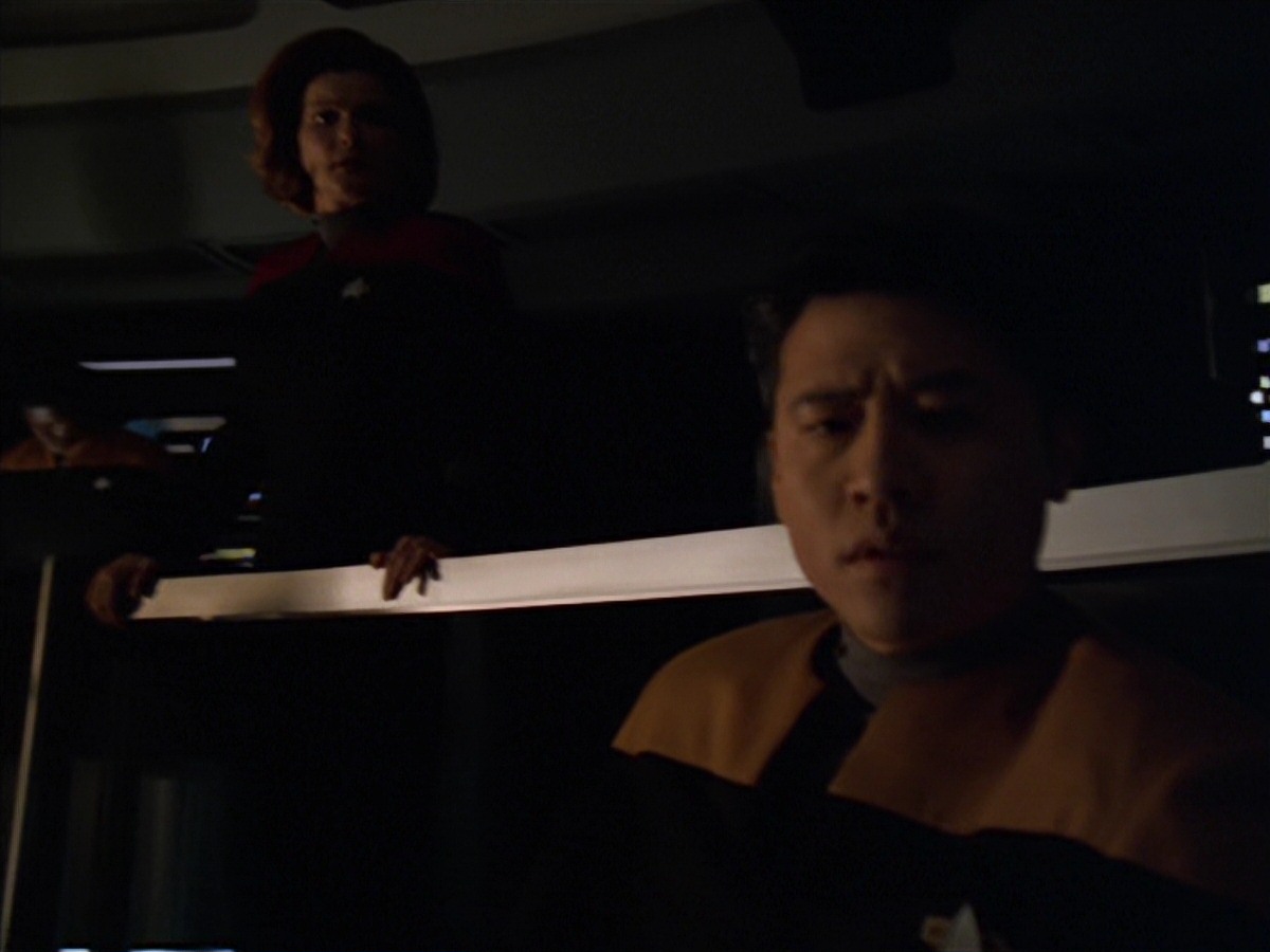 extant_StarTrek_VOY_7x11-Shattered_3470.jpg