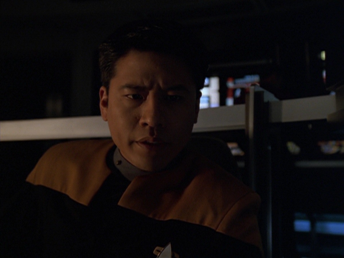 extant_StarTrek_VOY_7x11-Shattered_3475.jpg