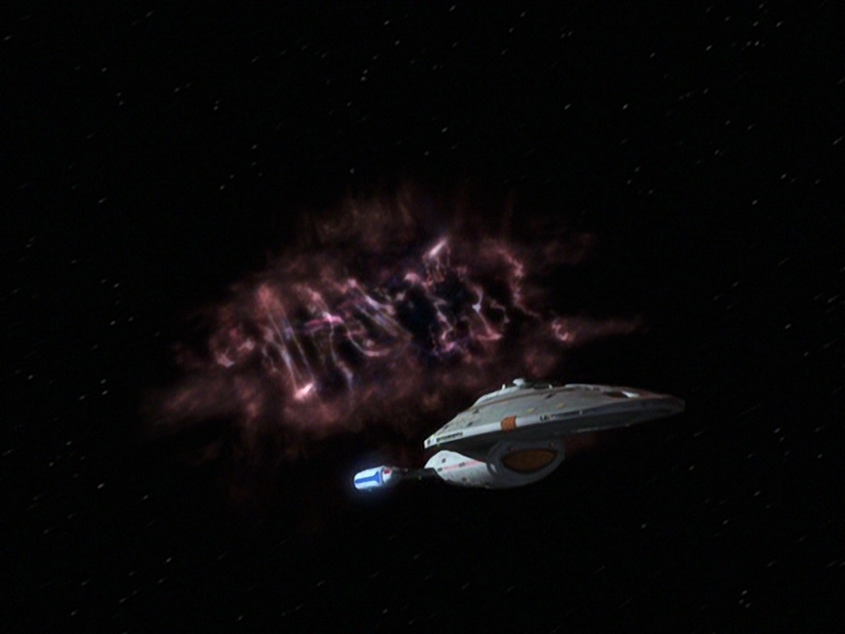 extant_StarTrek_VOY_7x11-Shattered_3487.jpg