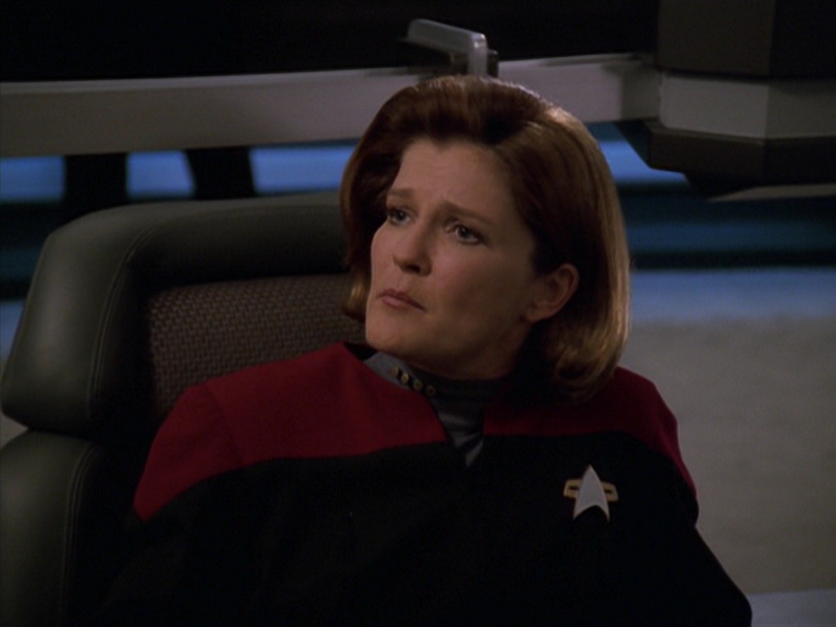extant_StarTrek_VOY_7x11-Shattered_3495.jpg