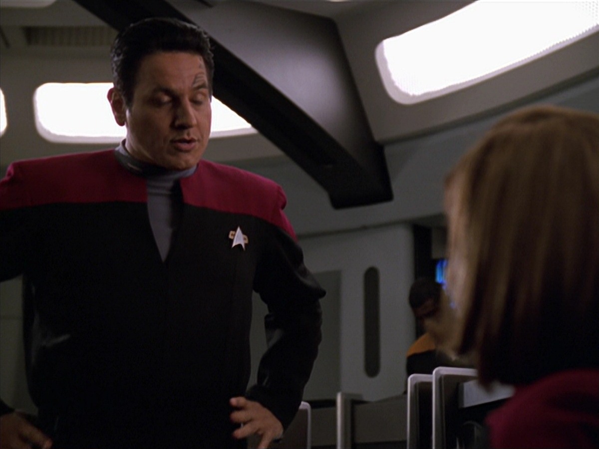 extant_StarTrek_VOY_7x11-Shattered_3500.jpg