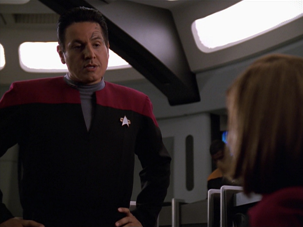 extant_StarTrek_VOY_7x11-Shattered_3501.jpg