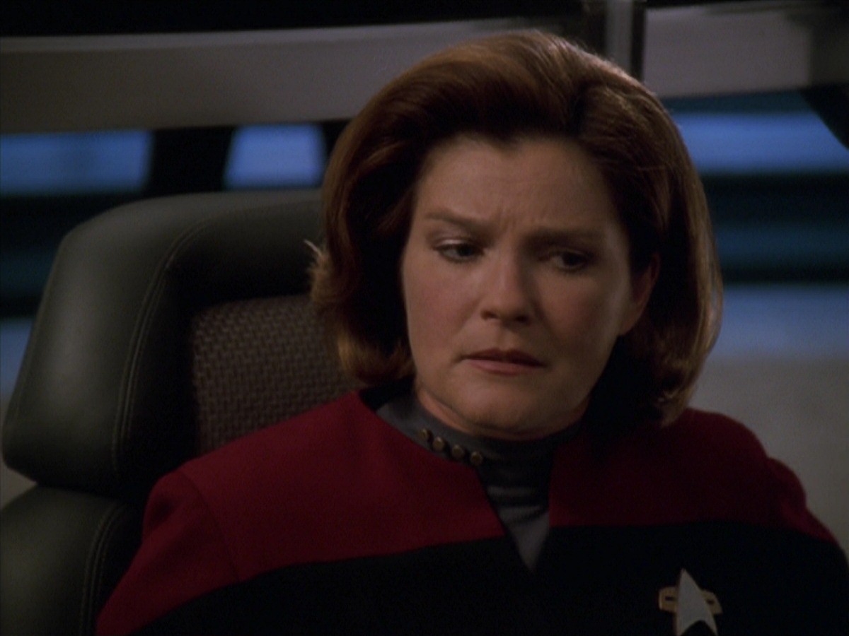 extant_StarTrek_VOY_7x11-Shattered_3519.jpg