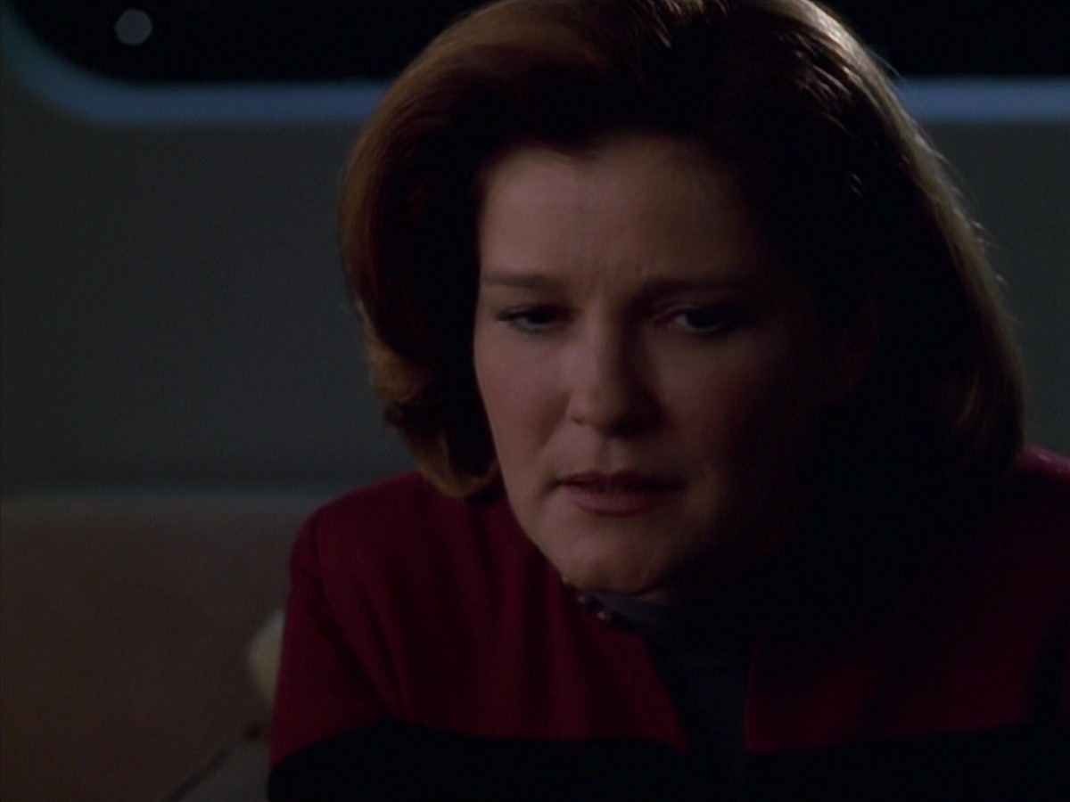 extant_StarTrek_VOY_7x11-Shattered_3591.jpg