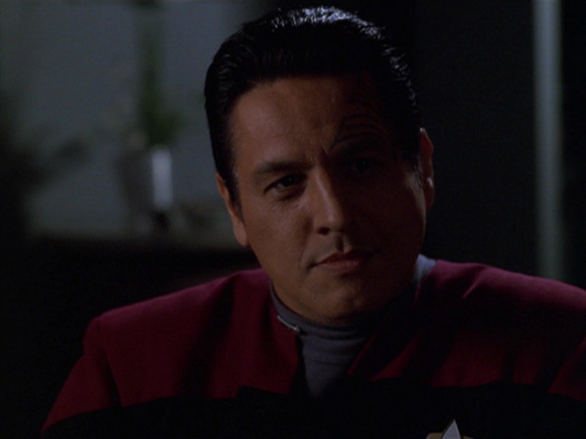 extant_StarTrek_VOY_7x11-Shattered_3624.jpg