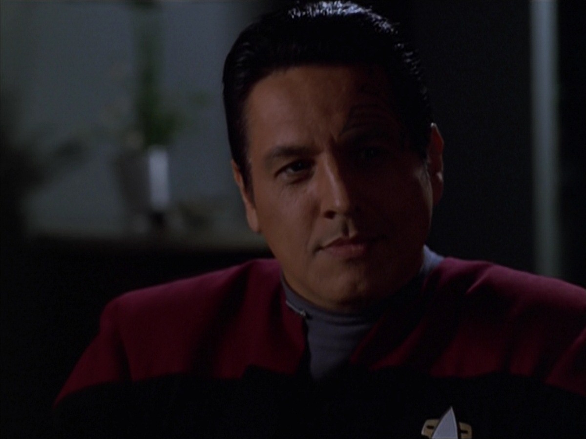 extant_StarTrek_VOY_7x11-Shattered_3625.jpg