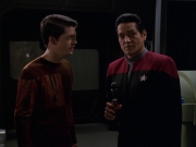 Filename=extant_StarTrek_VOY_7x11-Shattered_0104.jpg
Filesize=128KiB
Dimensions=1200x900
Date added=Jan 14, 2020 extant_StarTrek_VOY_7x11-Shattered_0104.jpg