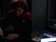 Filename=extant_StarTrek_VOY_7x11-Shattered_0132.jpg
Filesize=111KiB
Dimensions=1200x900
Date added=Jan 14, 2020 extant_StarTrek_VOY_7x11-Shattered_0132.jpg
