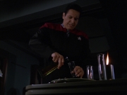 Filename=extant_StarTrek_VOY_7x11-Shattered_0142.jpg
Filesize=116KiB
Dimensions=1200x900
Date added=Jan 14, 2020 extant_StarTrek_VOY_7x11-Shattered_0142.jpg