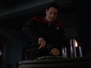 Filename=extant_StarTrek_VOY_7x11-Shattered_0143.jpg
Filesize=111KiB
Dimensions=1200x900
Date added=Jan 14, 2020 extant_StarTrek_VOY_7x11-Shattered_0143.jpg