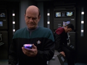 Filename=extant_StarTrek_VOY_7x11-Shattered_0507.jpg
Filesize=143KiB
Dimensions=1200x900
Date added=Jan 14, 2020 extant_StarTrek_VOY_7x11-Shattered_0507.jpg
