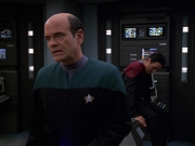 Filename=extant_StarTrek_VOY_7x11-Shattered_0511.jpg
Filesize=134KiB
Dimensions=1200x900
Date added=Jan 14, 2020 extant_StarTrek_VOY_7x11-Shattered_0511.jpg