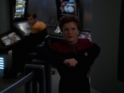Filename=extant_StarTrek_VOY_7x11-Shattered_0614.jpg
Filesize=130KiB
Dimensions=1200x900
Date added=Jan 14, 2020 extant_StarTrek_VOY_7x11-Shattered_0614.jpg