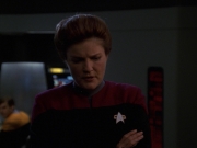 Filename=extant_StarTrek_VOY_7x11-Shattered_0646.jpg
Filesize=112KiB
Dimensions=1200x900
Date added=Jan 14, 2020 extant_StarTrek_VOY_7x11-Shattered_0646.jpg